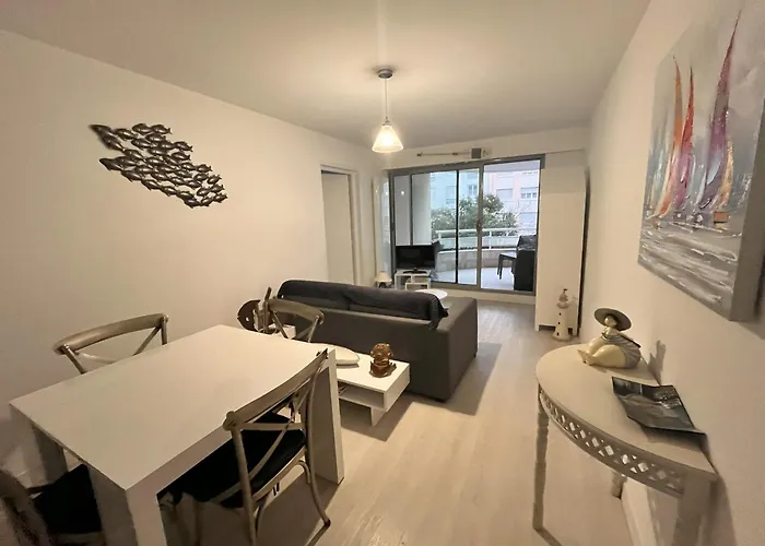 3 Pieces A 100m De La Avec Grande Terrasse Et Wifi - - Fr-1-197-537 公寓 莱萨布勒-多洛讷