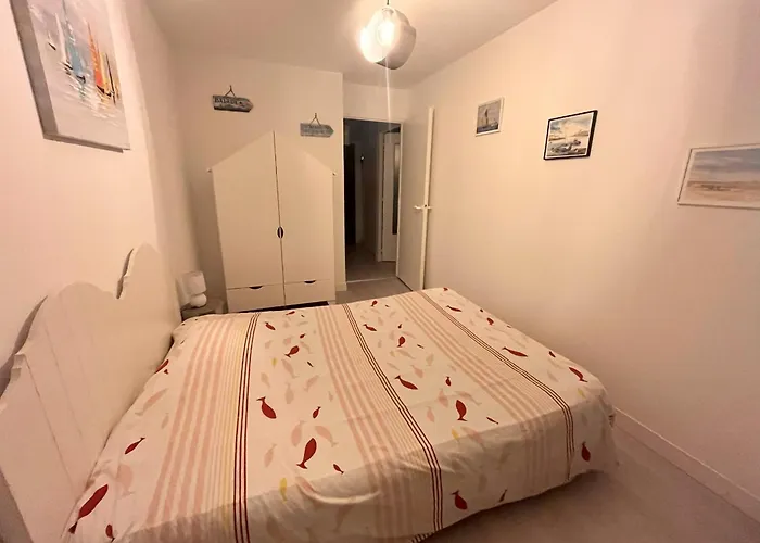 公寓 3 Pieces A 100m De La Avec Grande Terrasse Et Wifi - - Fr-1-197-537 *